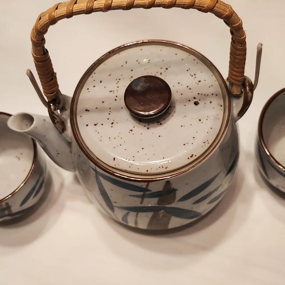 Japanese Vintage Tea Pot Set. Hand Painted Porcelain with Bamboo Handle.
